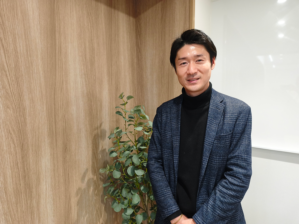 資料請求を待たずに“動いている企業”を捉える